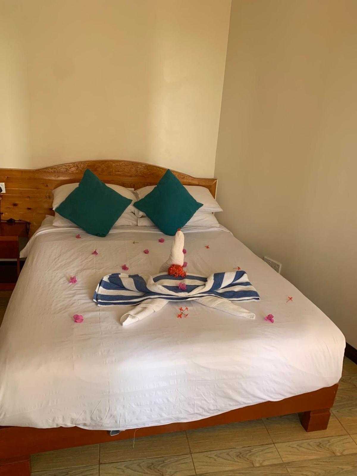 Athens View Hotel Guraidhoo (Kaafu Atoll) Exterior foto